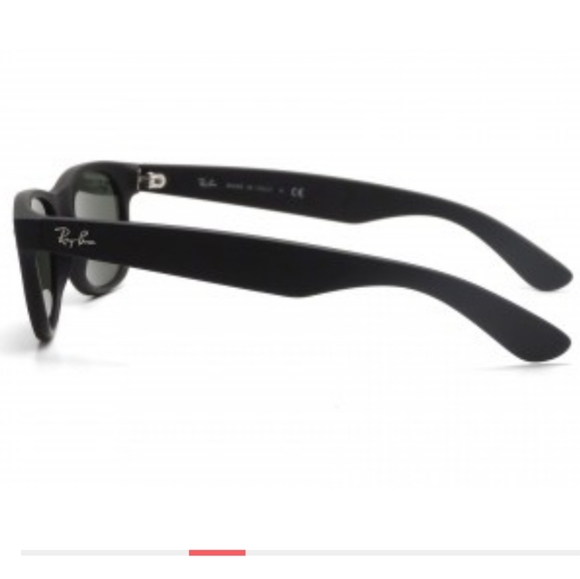 Ray-Ban Wayfarer Black Sunglasses NWOT